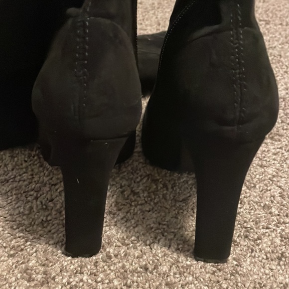 Miss Lola Knee-High Boots - Picture 5 of 5